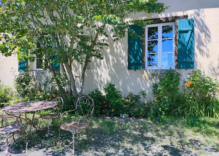 Rêves De Gamins, Proche Du Pôle Européen Et Du Circuit Des 24h