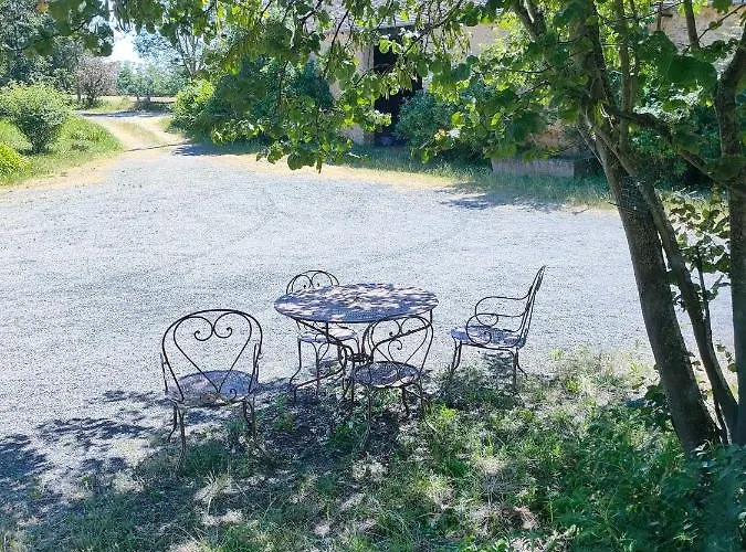 Rêves De Gamins, Proche Du Pôle Européen Et Du Circuit Des 24h Hébergement de vacances Sargé Les Le Mans