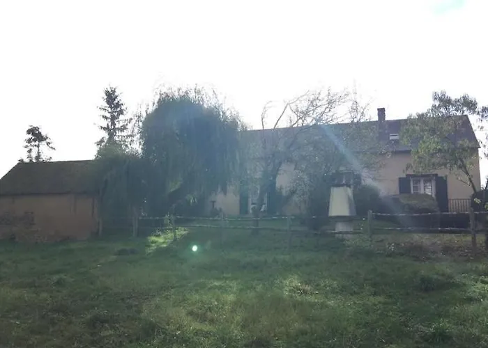 Rêves De Gamins, Proche Du Pôle Européen Et Du Circuit Des 24h